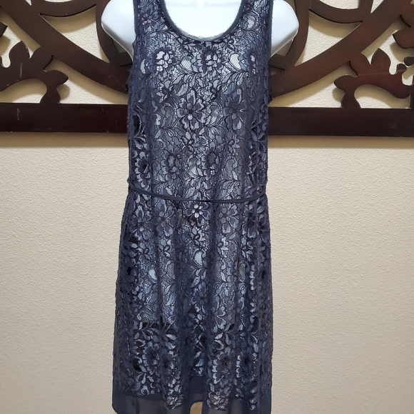 Simply Vera Wang - Picture 1 of 4